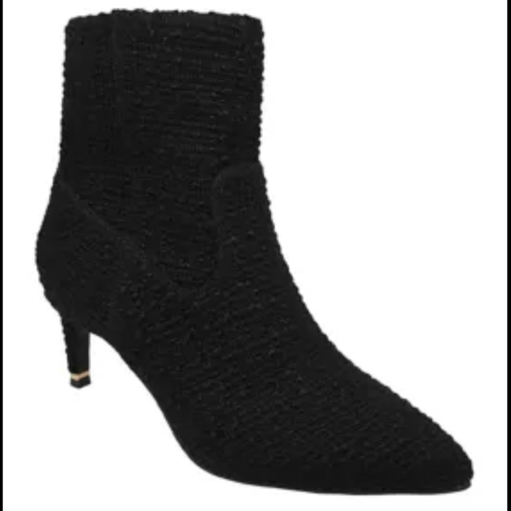 CROWN & IVY | Black Textured Pointed Toe Zipper Stiletto Carrie Ankle Boots‎